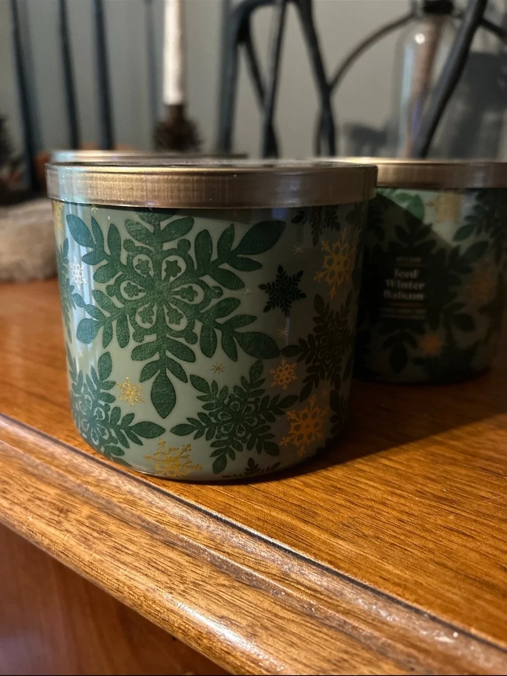 White Barn Iced Winter Balsam 3-Wick Candle Trio - Green - Picture 5 of 5